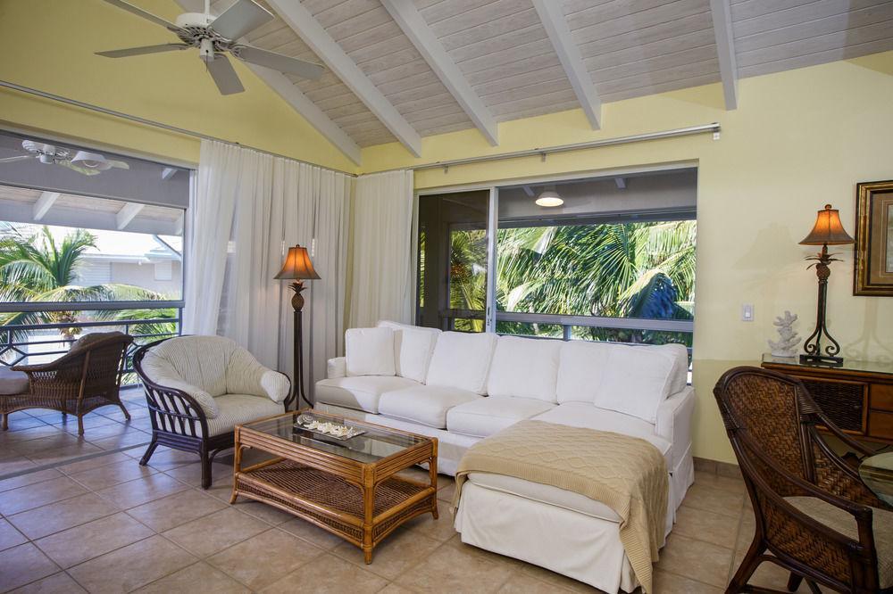 Ocean Club West Resort グレイス・ベイ エクステリア 写真