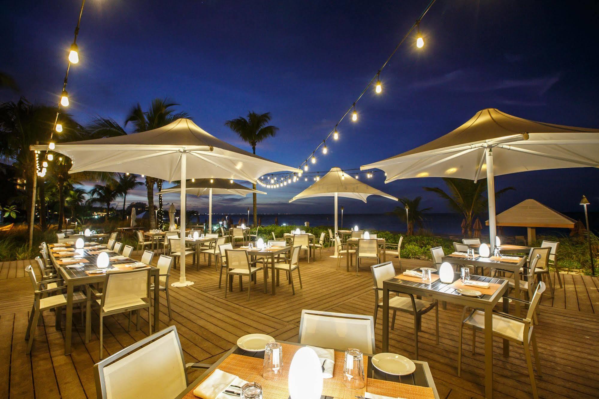 Ocean Club West Resort グレイス・ベイ エクステリア 写真