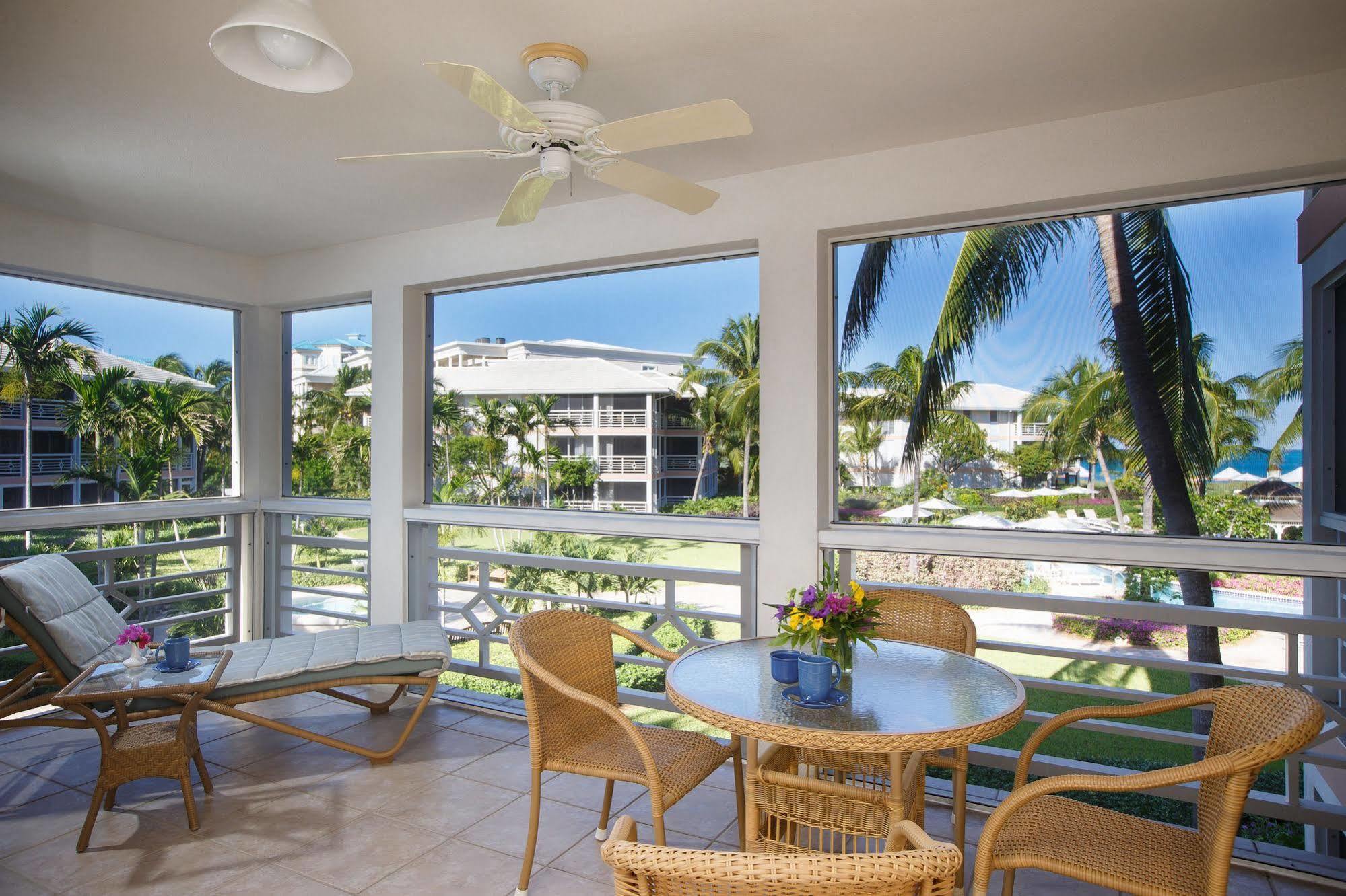 Ocean Club West Resort グレイス・ベイ エクステリア 写真