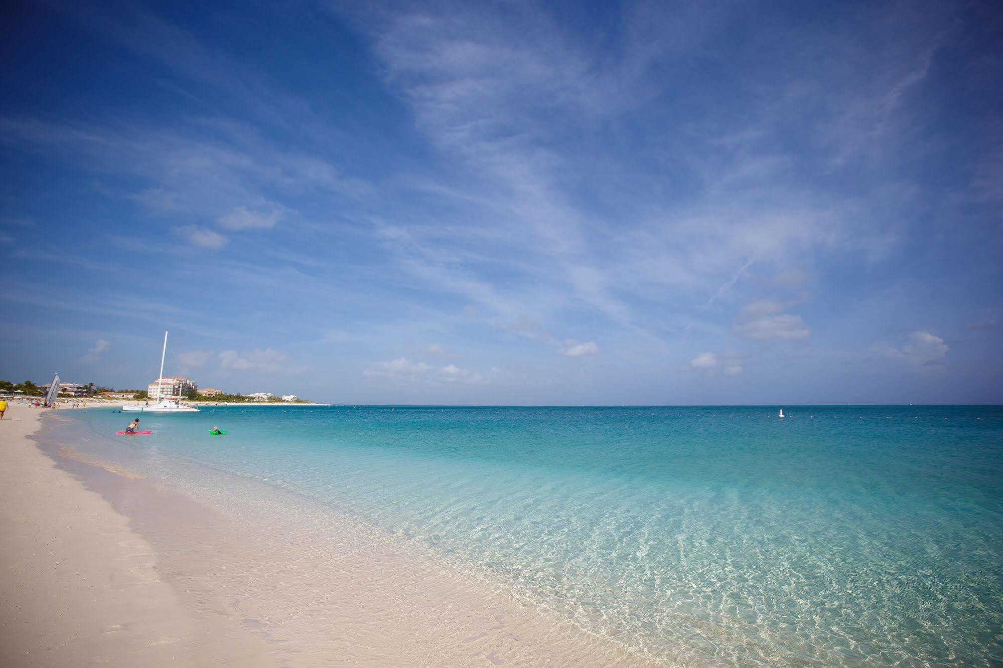 Ocean Club West Resort グレイス・ベイ エクステリア 写真